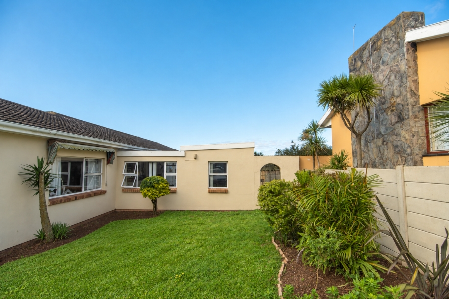 4 Bedroom Property for Sale in Fernglen Eastern Cape